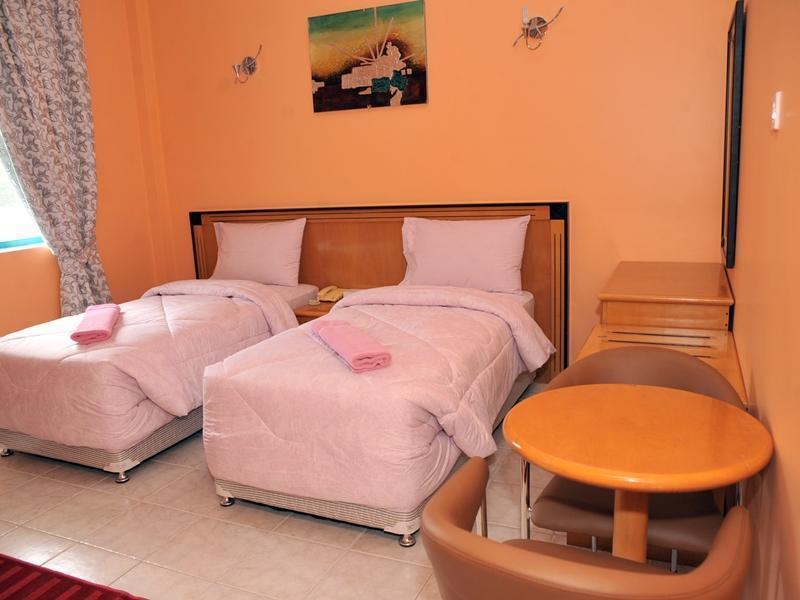 Dubai Youth Hotel Exterior photo