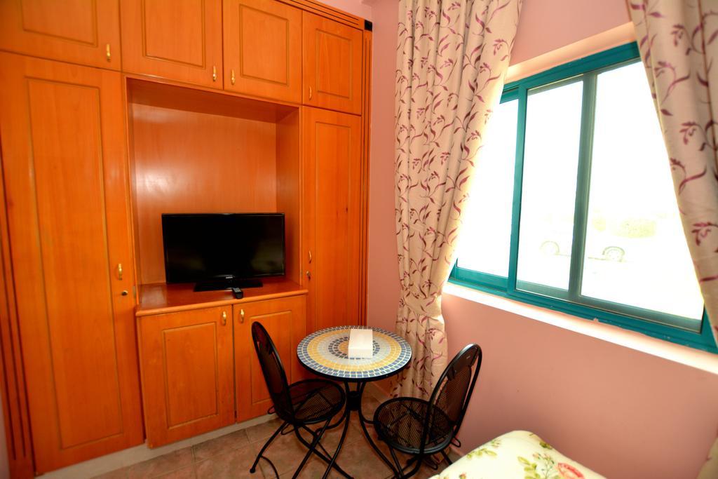 Dubai Youth Hotel Exterior photo